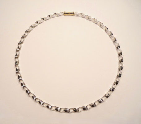 N°182 MUSTER - FÜR MEIN PRINZESSINNEN COLLIER - Mit großen gleichlaufenden Kettengliedern.