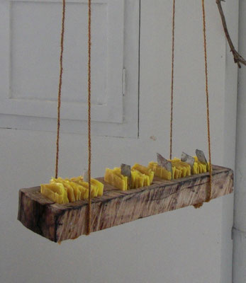 Erinnerungsspuren 1 – Holz, Bienenwachs, Blei, Hanfseil, 50x20x18 cm, 2009