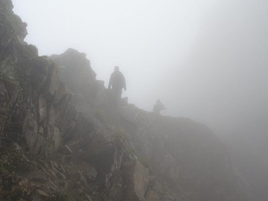 Nebel unter der Roten Säule