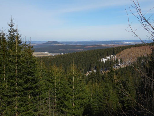 Blick zum Erzgebirge