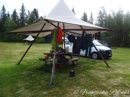 Abend auf dem kleinen Naturcampingplatz Bergslagsgården 