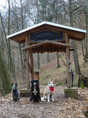 Eingang zur Drachenschlucht