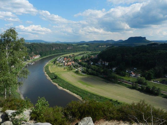 Blick vom Wartturm über das Elbtal