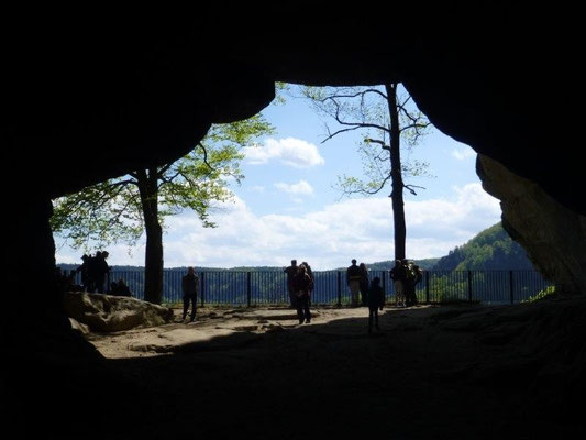 Die Kuhstallhöhle im Neuen Wildenstein