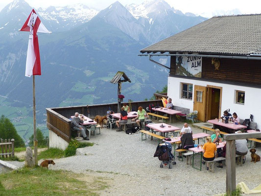 Während wir uns an der Zunigalm...