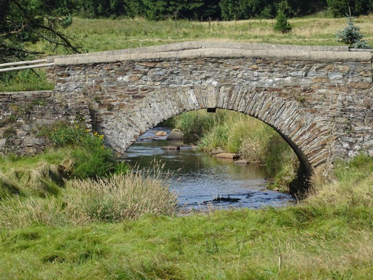 Die alte Steinbrücke