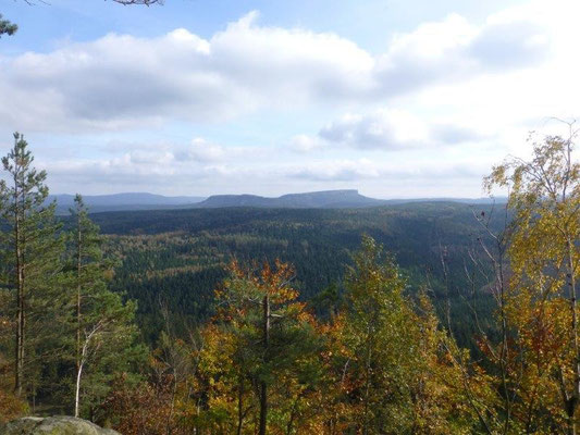 Blick zum Großen und Kleinen Zschirnstein