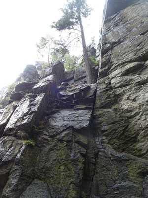 Der Nonnenfelsen im Schwarzwassertal