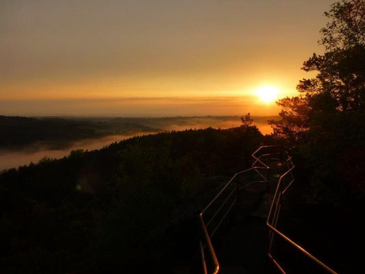 Sonnenuntergang am Rauenstein