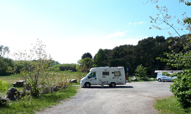 ruhiger Parkplatz im Strandpark von Rønne