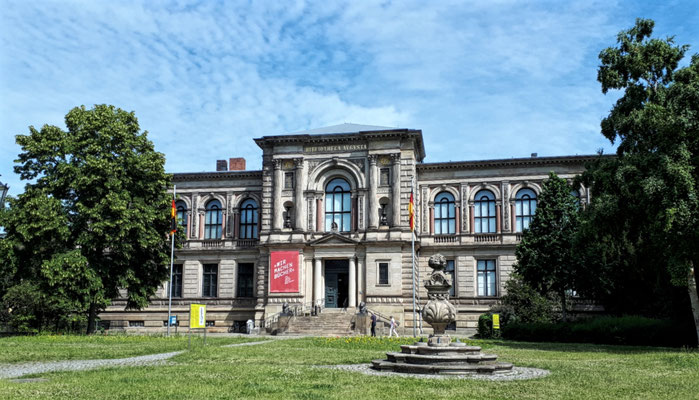 Die Herzog August Bibliothek, von außen eher unscheinbar