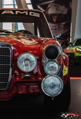 AMG 300 SEL 6.8 - Mercedes-Benz Museum