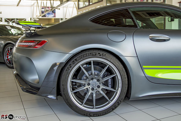 Mercedes-Benz AMG GT R Pro / Auto-Salon-Singen