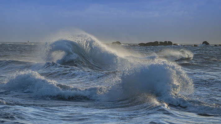 2024-139_Tempête à Lesconil__29 - Lesconil__34 x 60_cm__45 €__VENDUE