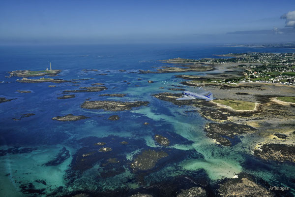 2026-104 _ L’Île Vierge (29) _ 40 x 60 cm _ 50 €