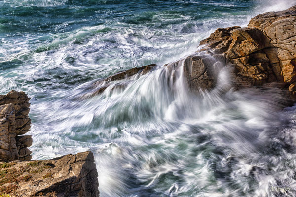 2026-144 _ Vague-Côte sauvage de Quiberon (56) _ 40 x 60 cm _ 50 €