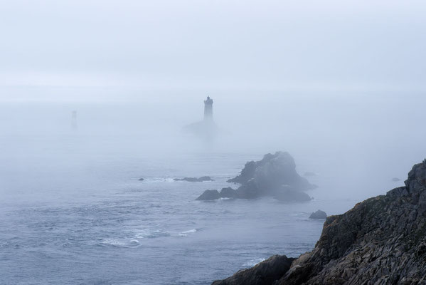 2024-144_Ciel nébuleux __29 – Pointe du Raz__40 x 60_cm__45 €__KERKALON
