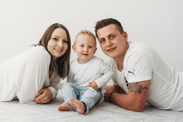 Baby- und Neugeborenenfotos Voitsberg Deutschlandsberg Familienfotos Voitsberg