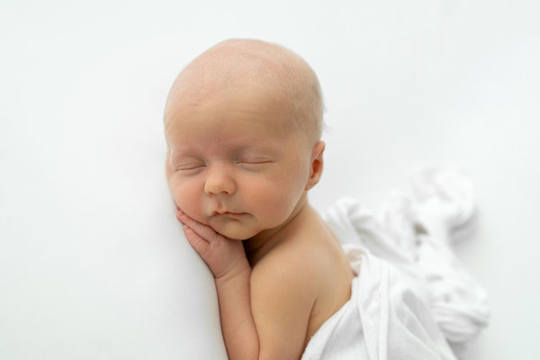 Neugeborenenfotos mit Kerstin Fotografie in Graz Umgebung Voitsberg Deutschlandsberg Steiermark 