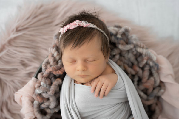 Baby- und Neugeborenenfotos mit Kerstin.Fotografie im Bezirk Voitsberg