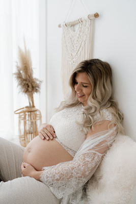 Babybauchshooting mit Kerstin.Fotografie aus Bärnbach bei Voitsberg