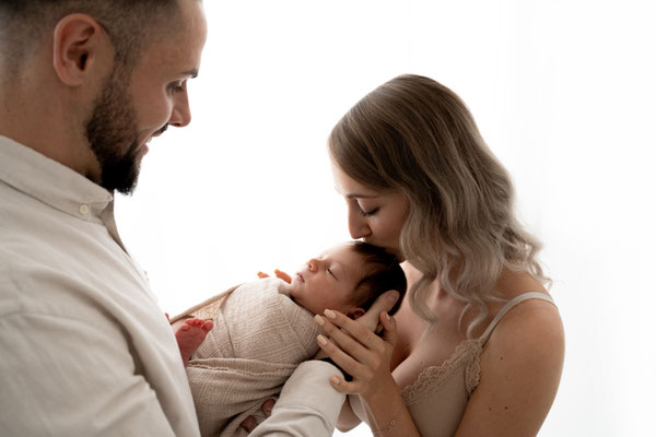 Neugeborenenfotos mit Kerstin Fotografie in Graz Umgebung Voitsberg Deutschlandsberg Steiermark 