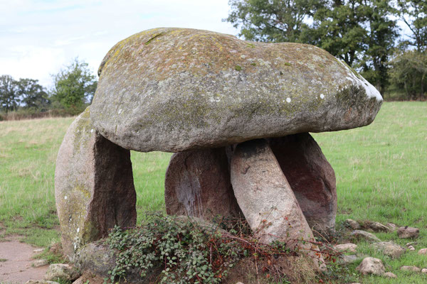 Dolmen de Passe Bonneau (Châtre-Langlin)