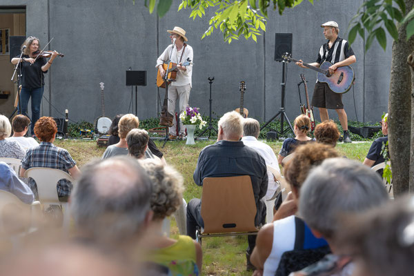 Zühlsdorf: Heidefestkonzert mit dem LÜÜL-Trio
