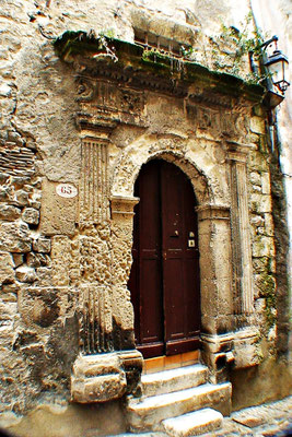 Haustür in Vivier (Frankreich)