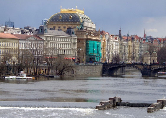 Renovierungsarbeiten bei National Theater in Prag - 2015