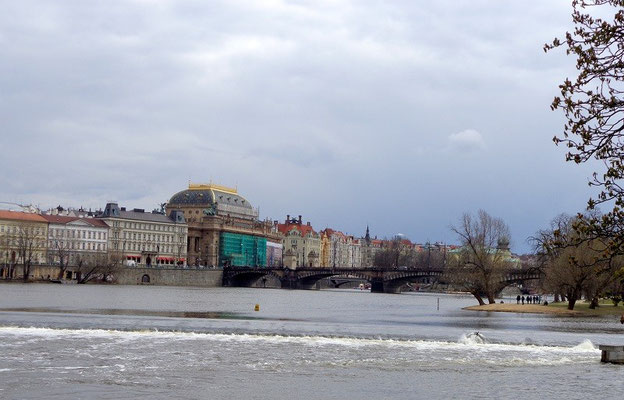 Renovierungsarbeiten bei National Theater in Prag - 2015