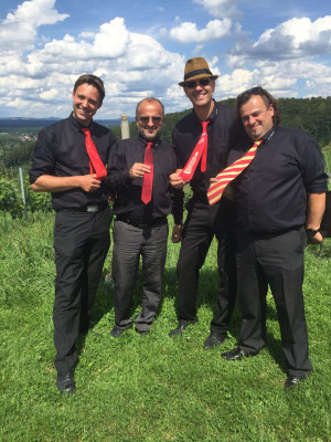 Vier unserer fünf feschen Männer :)