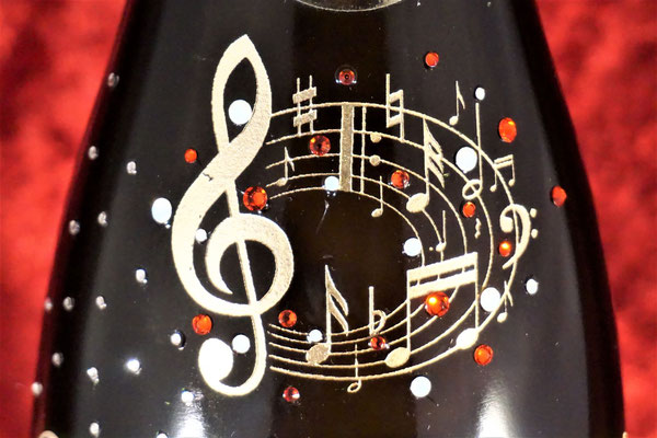 オリシャン オリジナル ボトル 酒 シャンパン ワイン モエ ドンペリ 名入れ ロゴ おしゃれ 東京 安い 祝 プレゼント 誕生日 オンリーワン 写真 スワロ ノベルティ 店舗用