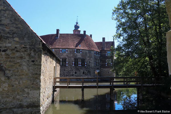 Münsterland 2021, Burg Vischering, Innengräfte und Westflügel