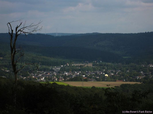 Wanderung zwischen Krombach und Altenkleusheim, Blick auf Littfeld