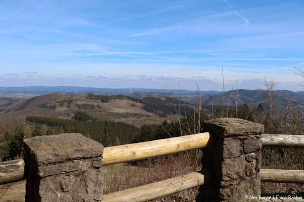 Bilstein 2021, Ausblick von der Hohen Bracht