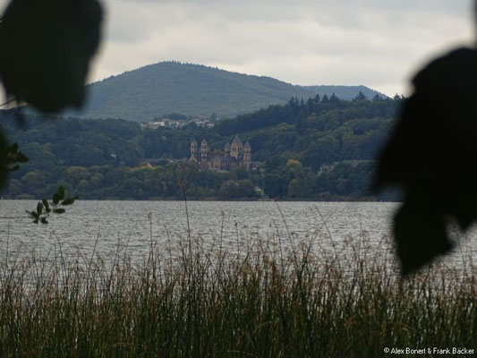 Eifel 2017, Rundweg um den Laacher See, Blick zur Abtei Maria Laach