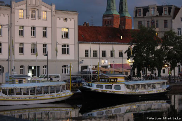 Lübeck 2019, Blick von der Liebesbrücke auf das Traveufer