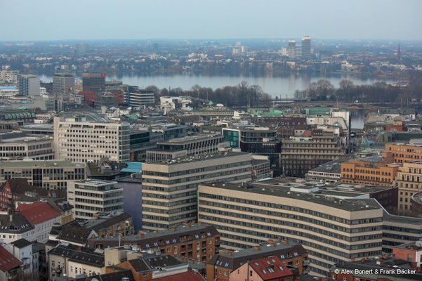 Hamburg 2023, Blick vom Michel Richtung Alster