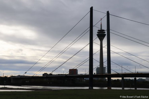 Düsseldorf 2019, Rheinkniebrücke