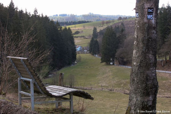 Wisentpfad 2022, Ihrige-Tal, Blick zum Forellenhof