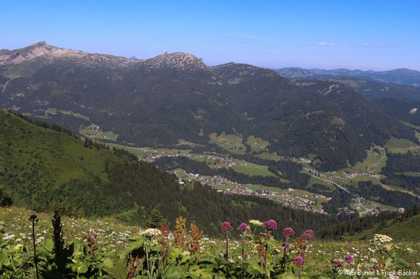 Oberstdorf 2022, Fellhorn, Blick ins Kleinwalsertal