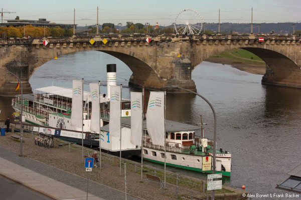 Dresden 2022, Blick von der Brühlschen Terrasse auf Elbe und Augustusbrücke