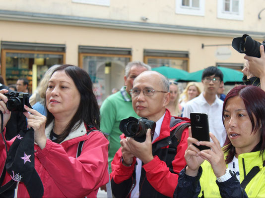 Man trifft dort Fotokollegen/innen aus aller Welt
