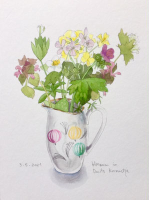 Annette Fienieg: Posy in a little German jug; 3-5-2021