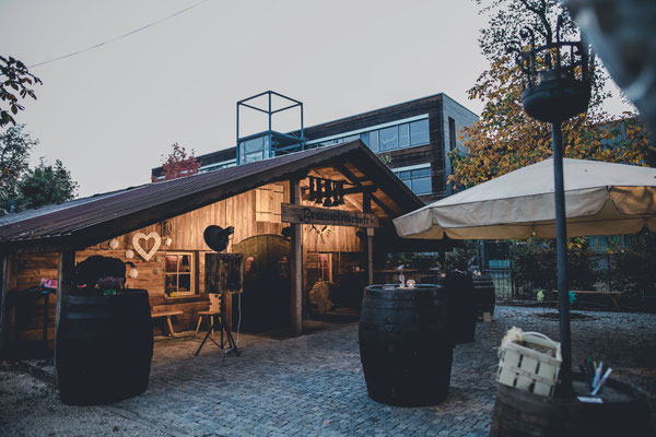 Der Kirchheimer Hirschgarten - Biergarten unter Kastanien - 20