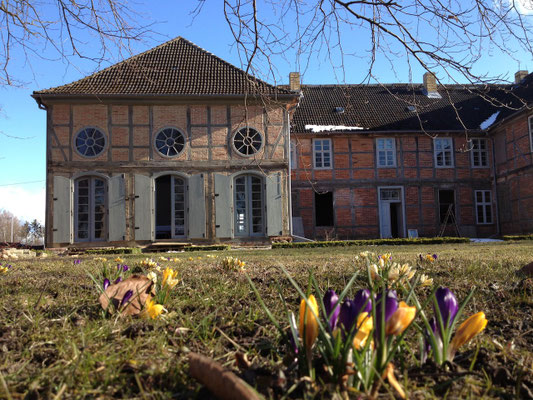 Frühjahr 2013 | Blick auf den Ostflügel