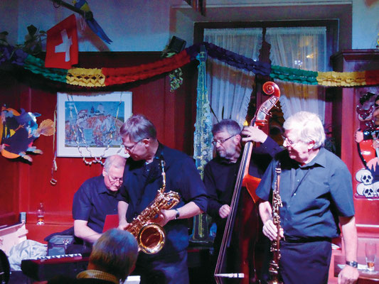 JAZZIN BAAR