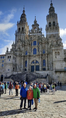 Praza Obradoiro mit Gerhard, Helga und Willi