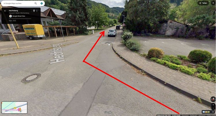 Nach 1,5 km links abbiegen und nach weiteren 430 m erreichen sie den Parkplatz.